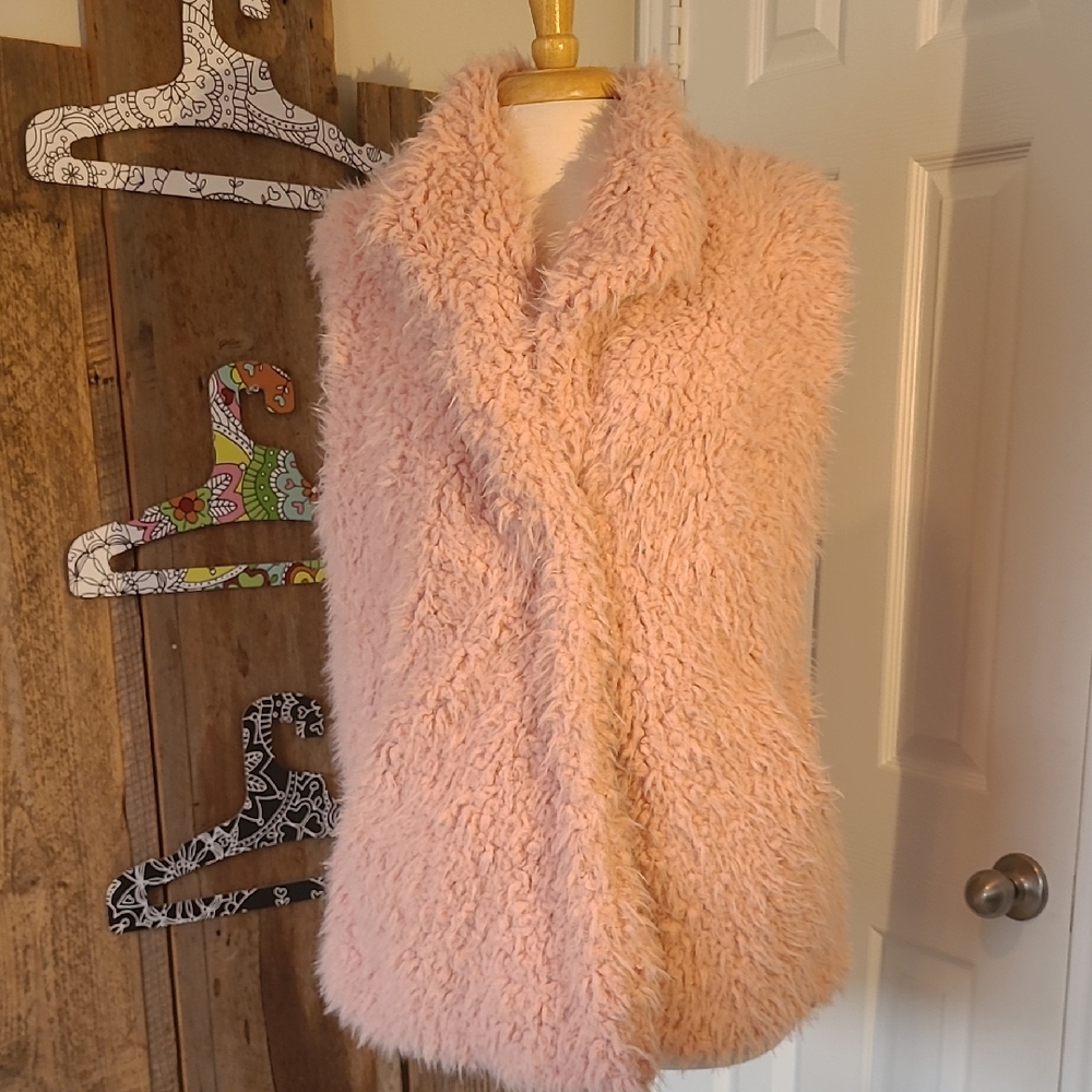 Women's Pink Faux Fur Vest